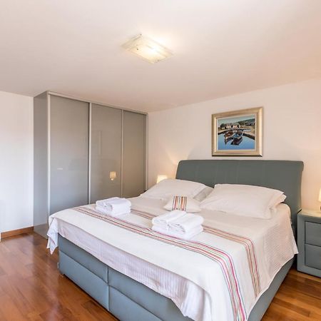 Peristil Apartment سبليت المظهر الخارجي الصورة
