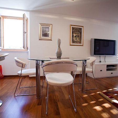 Peristil Apartment سبليت المظهر الخارجي الصورة