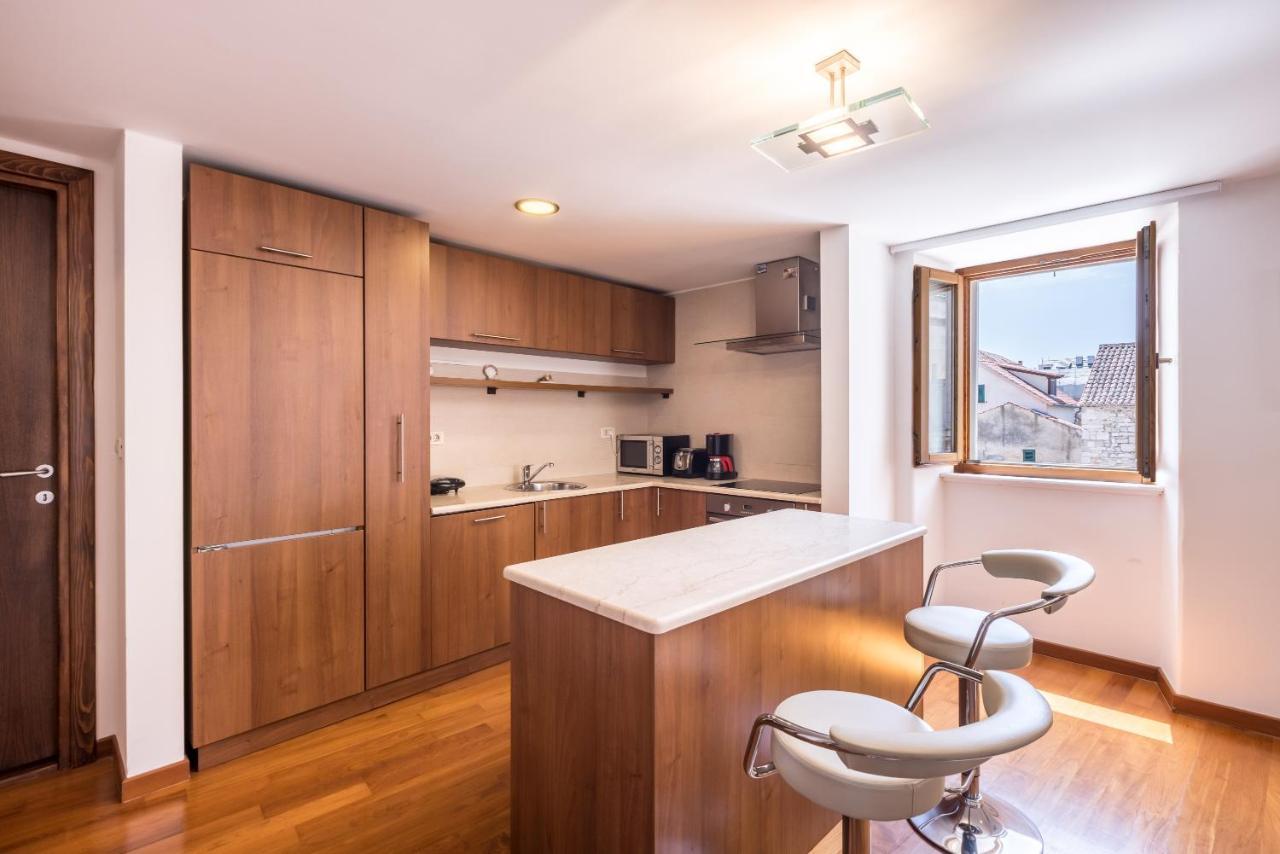 Peristil Apartment سبليت المظهر الخارجي الصورة
