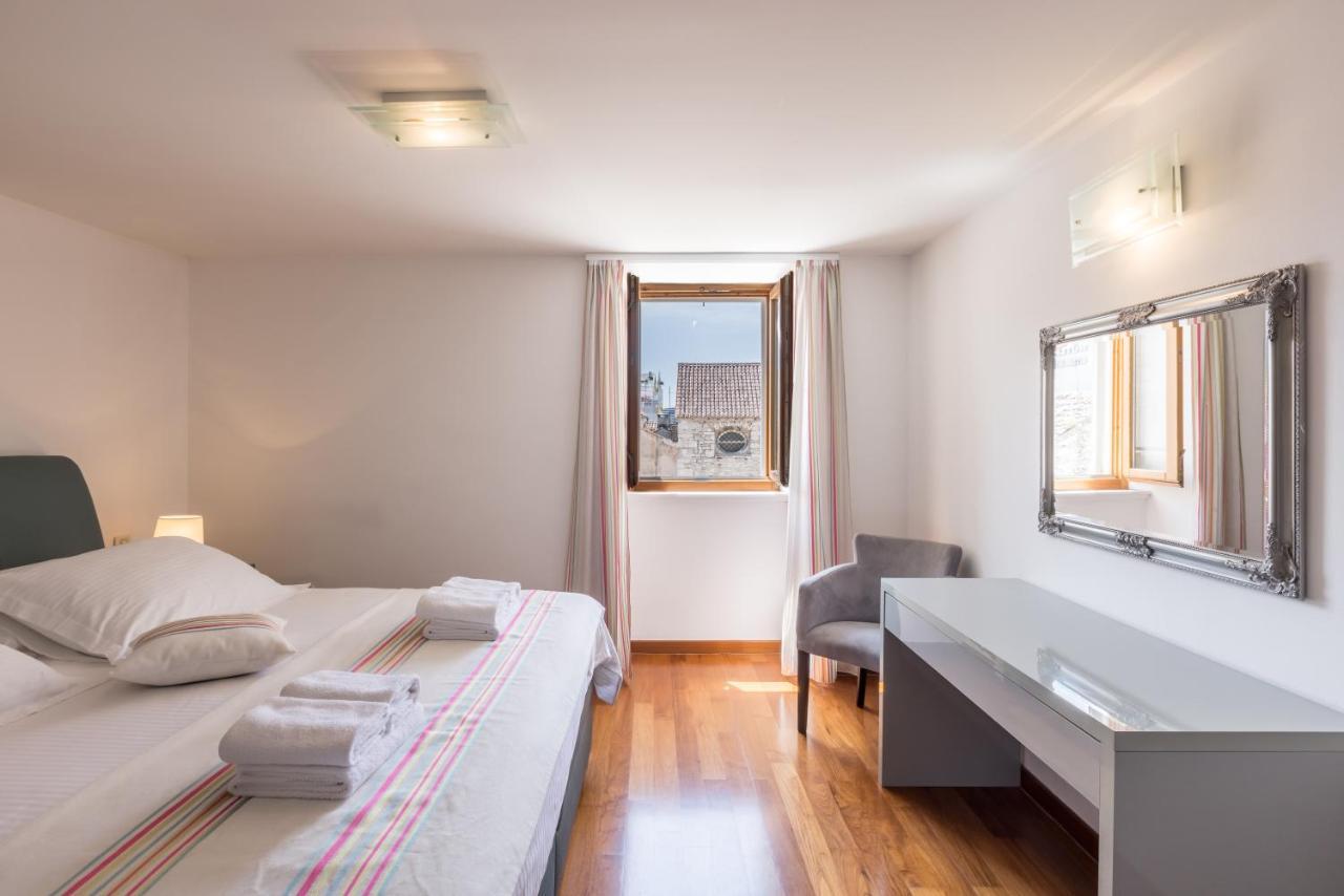 Peristil Apartment سبليت المظهر الخارجي الصورة